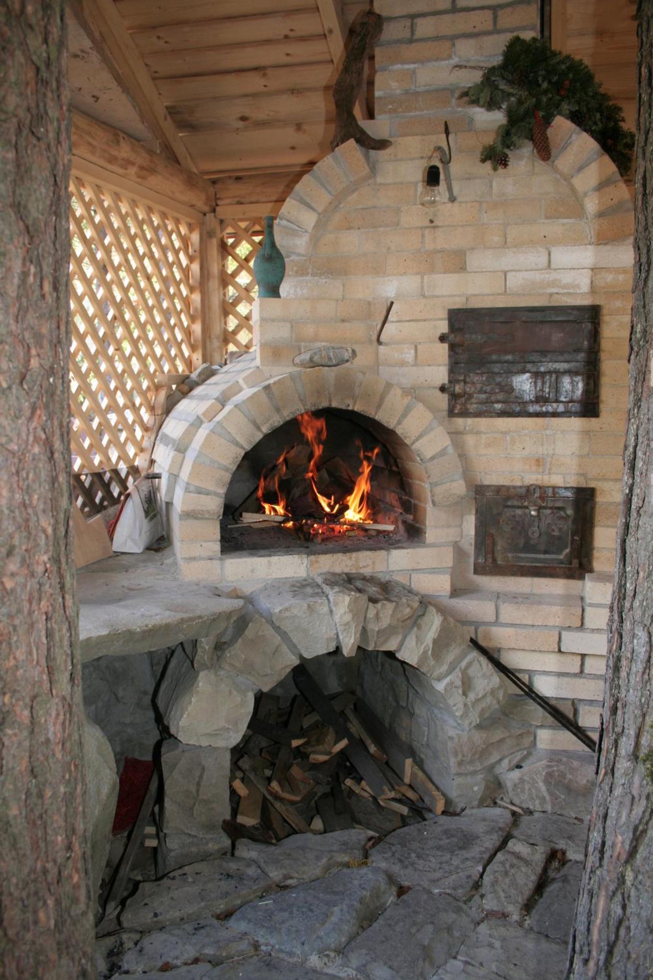 On Dovbush Path Hotel Yaremche Exterior photo